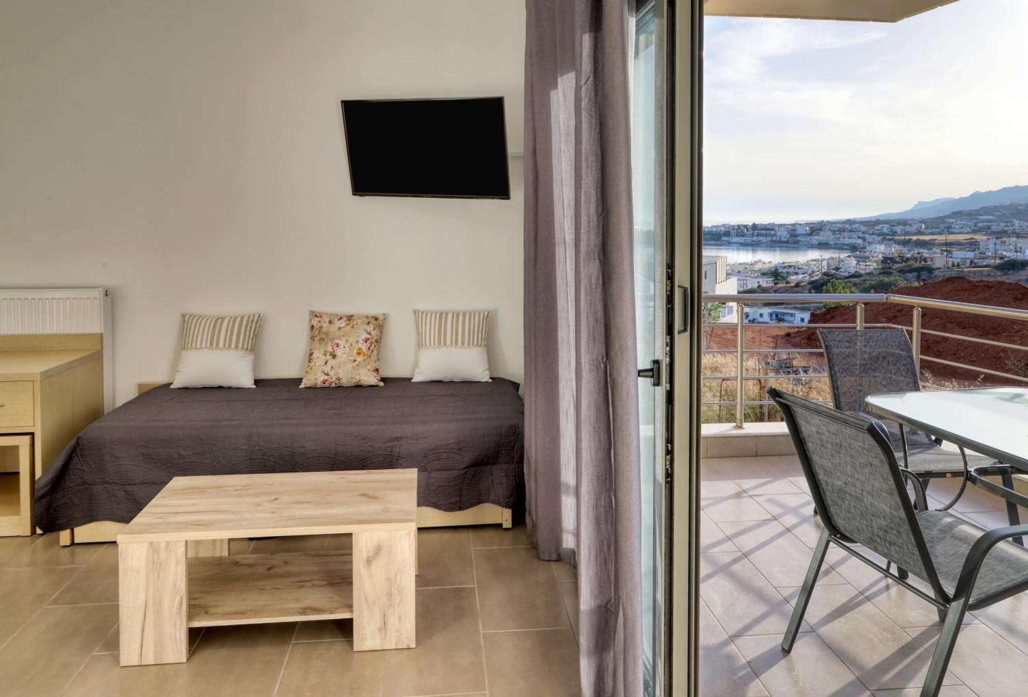 Helios Studios & Apartments Makry Gialos  Exterior photo